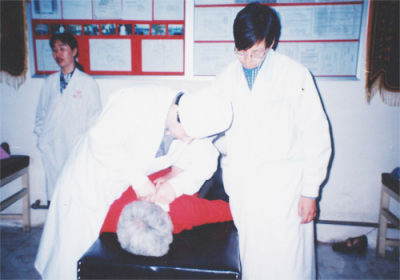 颈椎病手法复位